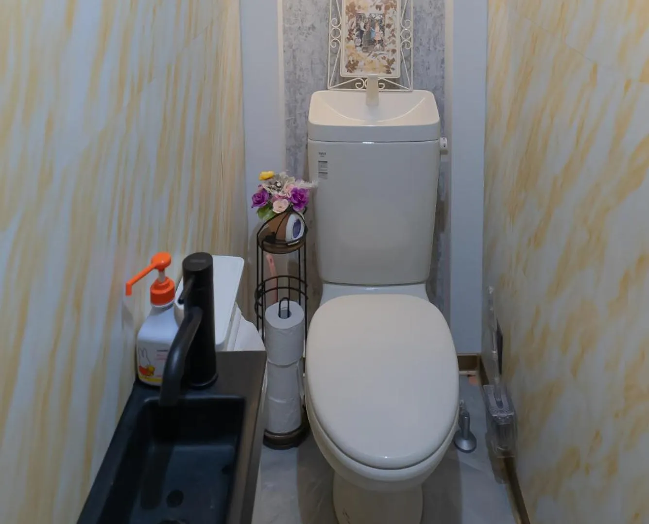 Akarenga House Aparthotel Tokyo Japan